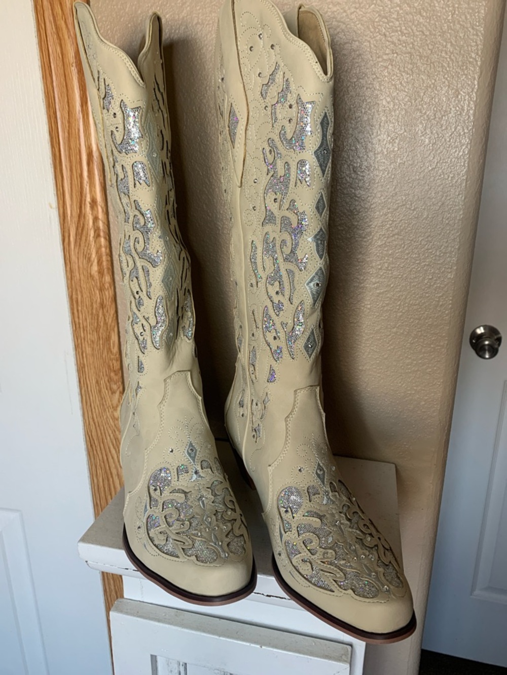 WESTERN Cream Cutout Embroidered Faux Leather Cowgirl Boots
